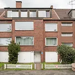 - Magical Harry Potter Apartment In Duisburg - 2 Mins Central Station Hbf - Kingsize Bed & Netflix -